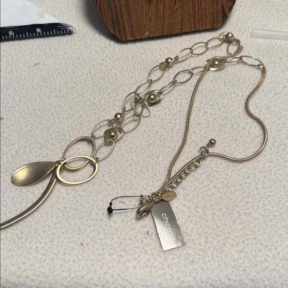 Chico’s Noelle Gold Tone Statement Necklace . (BR444) - Picture 9 of 10